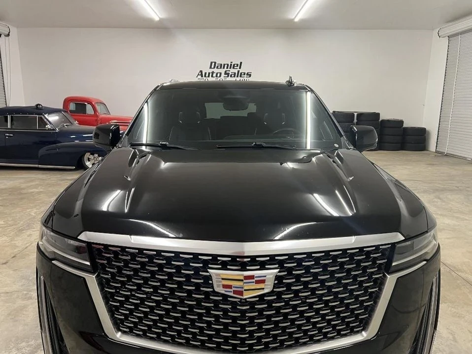2022 Cadillac Escalade 5th Gen - Image 11 of 20