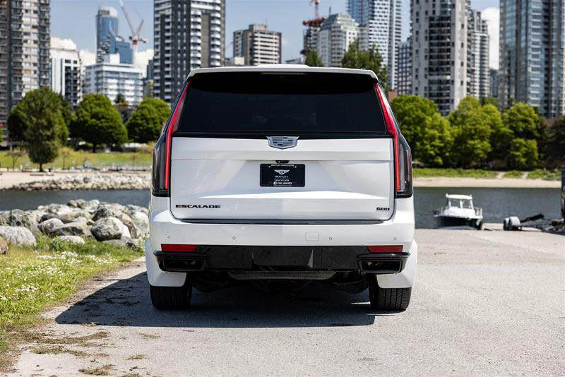 2022 Cadillac Escalade 5th Gen - Image 5 of 13
