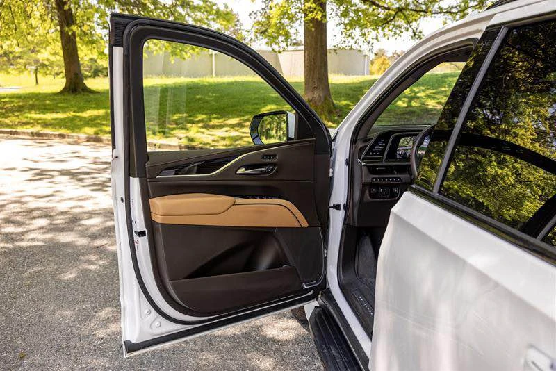 2022 Cadillac Escalade 5th Gen - Image 7 of 13