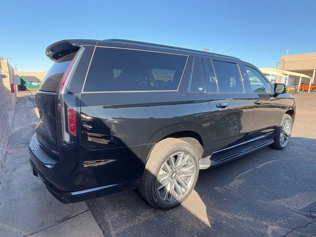 2022 Cadillac Escalade 5th Gen - Image 4 of 10
