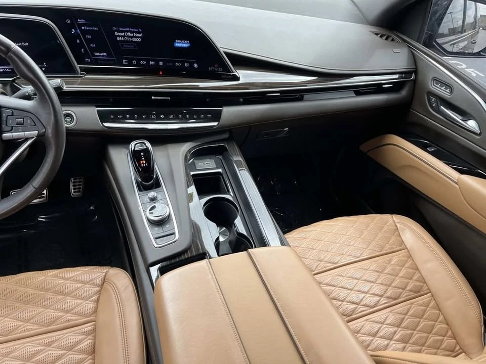 2022 Cadillac Escalade 5th Gen - Image 13 of 18