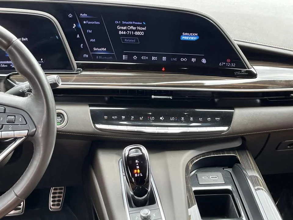 2022 Cadillac Escalade 5th Gen - Image 14 of 18