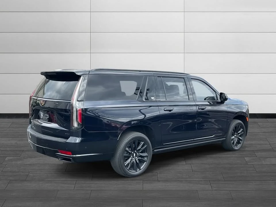 2022 Cadillac Escalade 5th Gen - Image 5 of 18