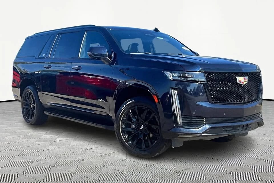 2022 Cadillac Escalade 5th Gen - Image 10 of 19