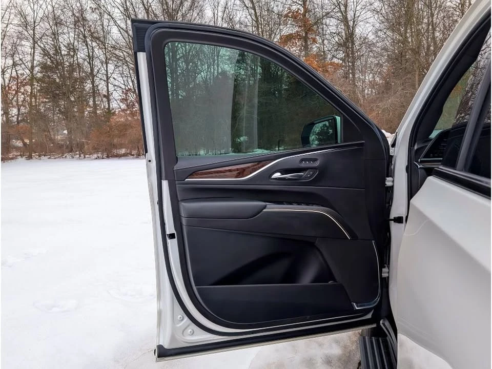 2022 Cadillac Escalade 5th Gen - Image 10 of 20