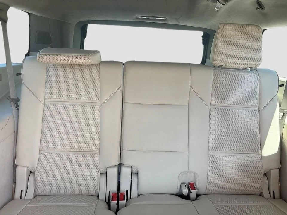 2022 Cadillac Escalade 5th Gen - Image 8 of 13
