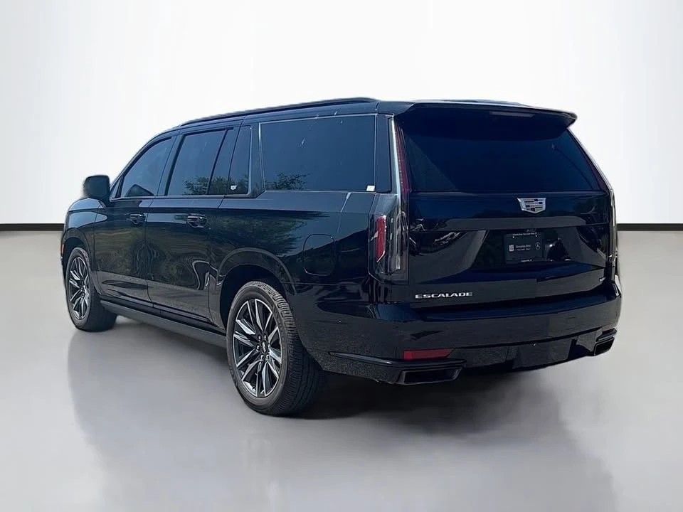 2022 Cadillac Escalade 5th Gen - Image 3 of 13