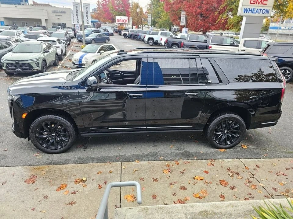 2022 Cadillac Escalade 5th Gen - Image 3 of 20
