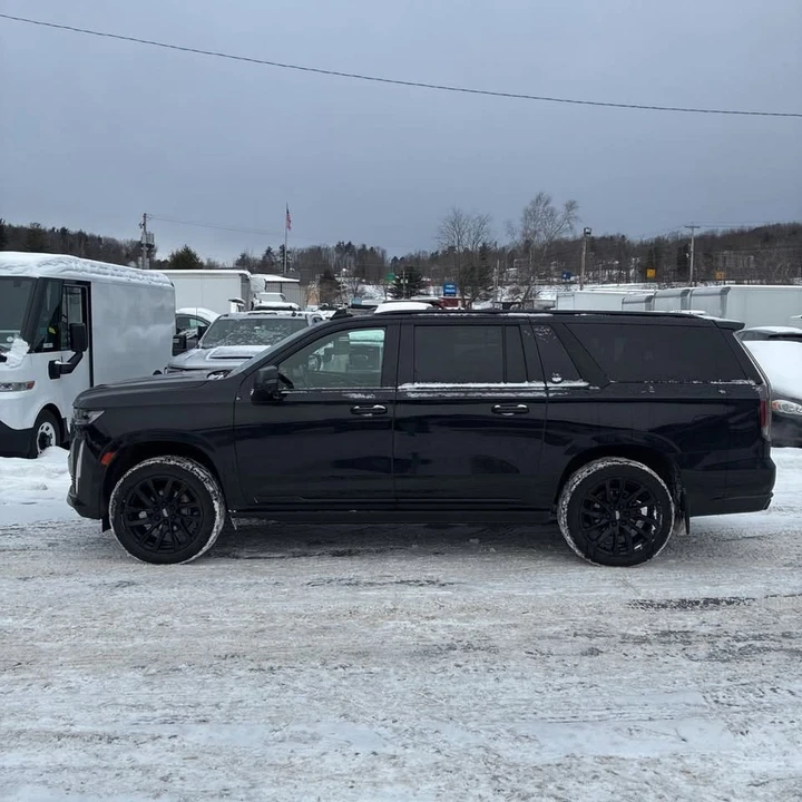 2022 Cadillac Escalade 5th Gen - Image 5 of 20
