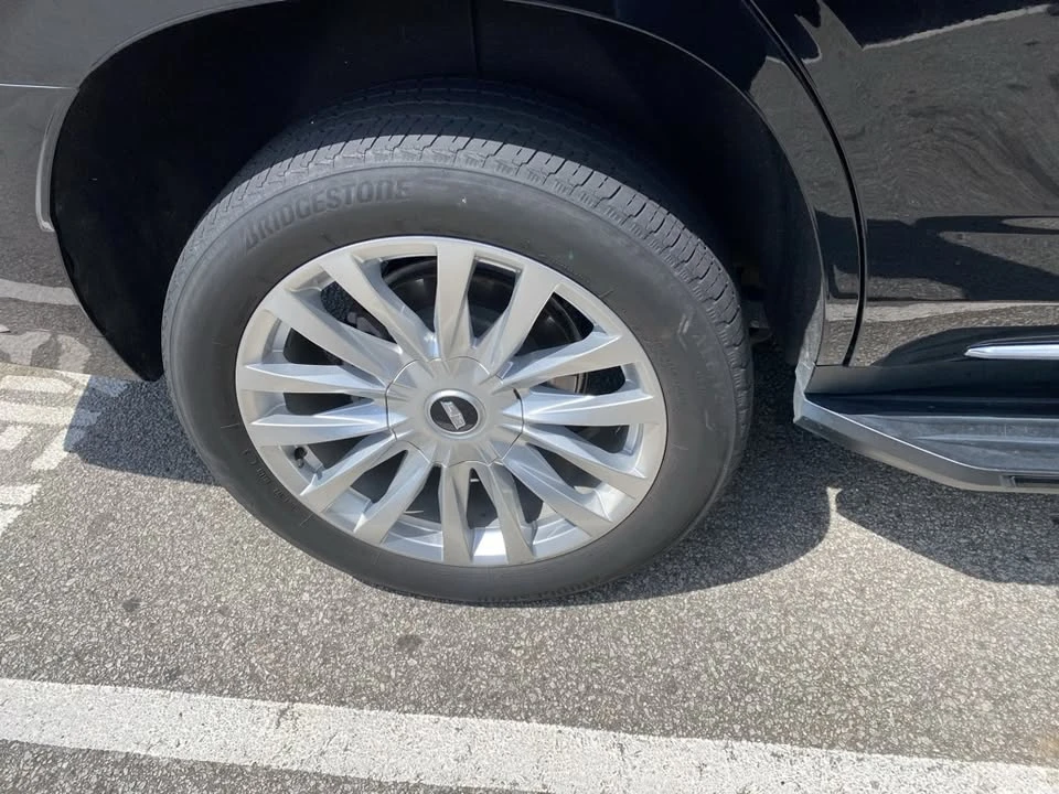 2022 Cadillac Escalade 5th Gen - Image 3 of 7