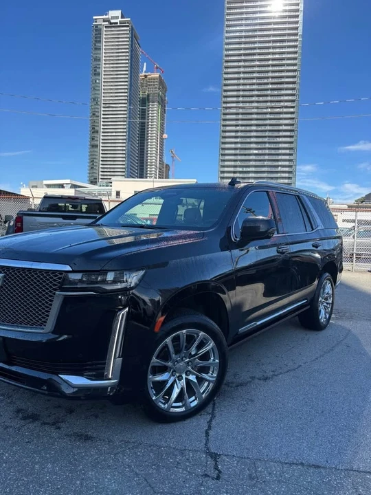 2022 Cadillac Escalade 5th Gen - Image 2 of 17