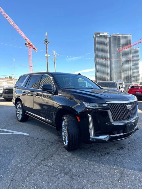 2022 Cadillac Escalade 5th Gen - Image 4 of 17