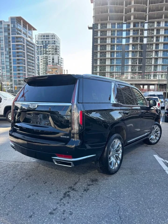 2022 Cadillac Escalade 5th Gen - Image 6 of 17