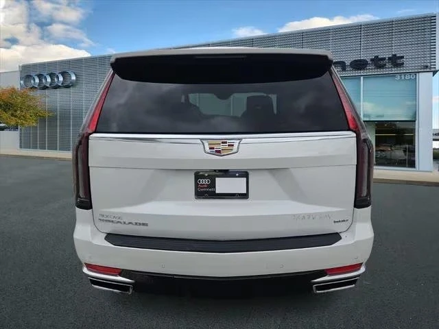 2022 Cadillac Escalade 5th Gen - Image 5 of 8