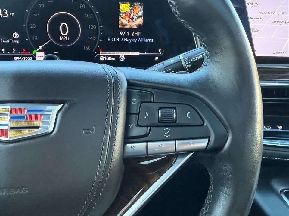 2022 Cadillac Escalade 5th Gen - Image 9 of 17