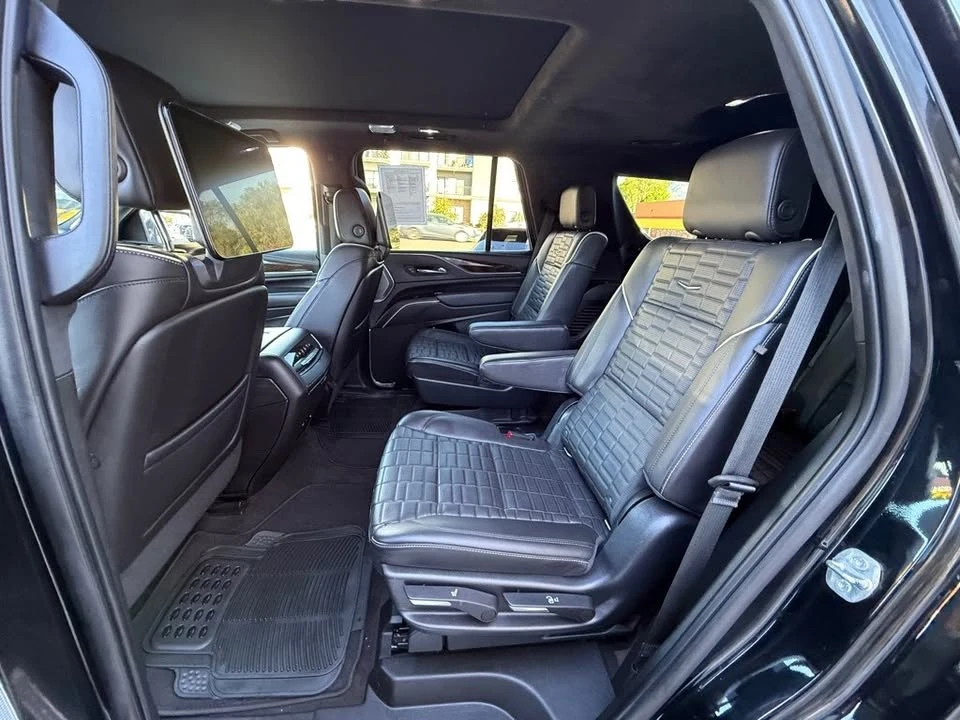 2022 Cadillac Escalade 5th Gen - Image 4 of 17