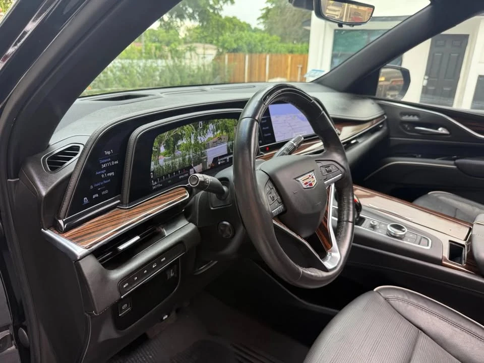 2022 Cadillac Escalade 5th Gen - Image 4 of 5