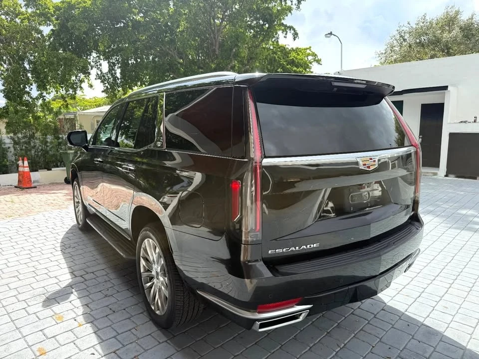 2022 Cadillac Escalade 5th Gen - Image 2 of 5