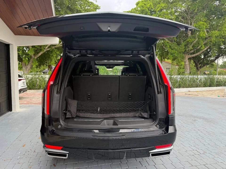 2022 Cadillac Escalade 5th Gen - Image 3 of 5