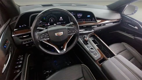 2022 Cadillac Escalade 5th Gen - Image 15 of 20