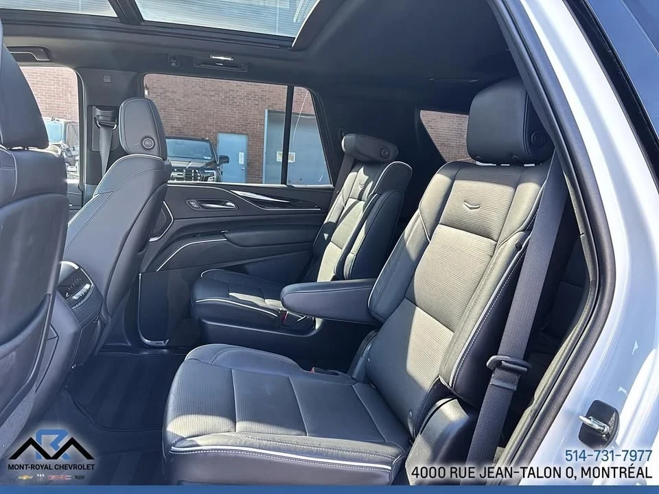 2022 Cadillac Escalade 5th Gen - Image 15 of 20