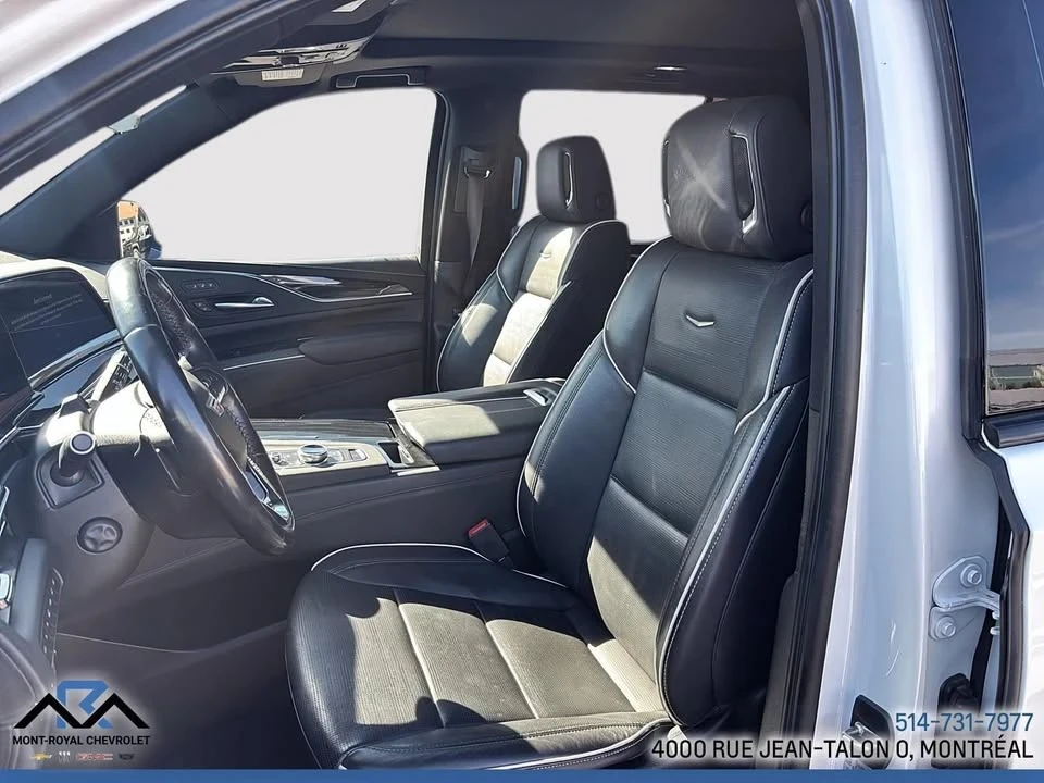 2022 Cadillac Escalade 5th Gen - Image 17 of 20
