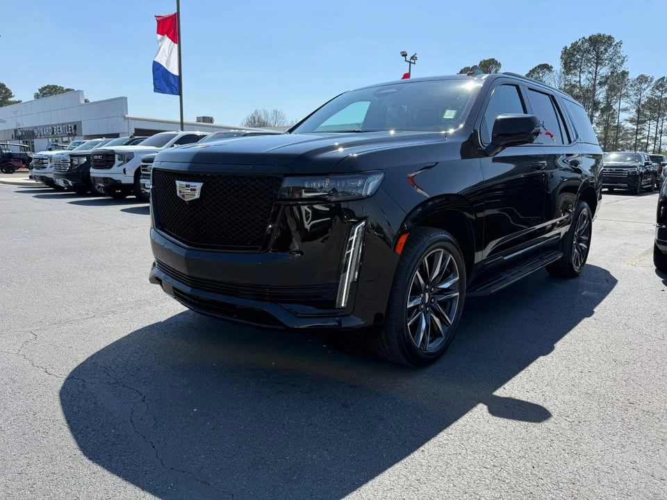 2022 Cadillac Escalade 5th Gen - Image 2 of 12