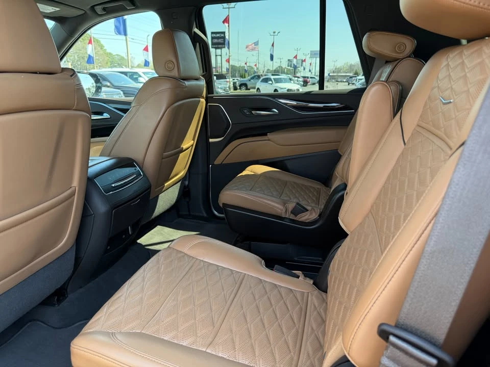 2022 Cadillac Escalade 5th Gen - Image 12 of 12