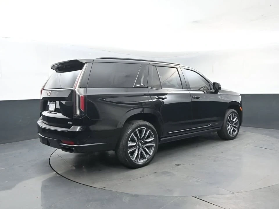 2022 Cadillac Escalade 5th Gen - Image 3 of 17