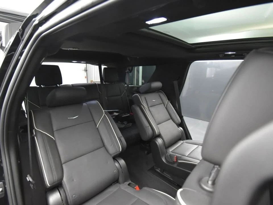 2022 Cadillac Escalade 5th Gen - Image 13 of 17