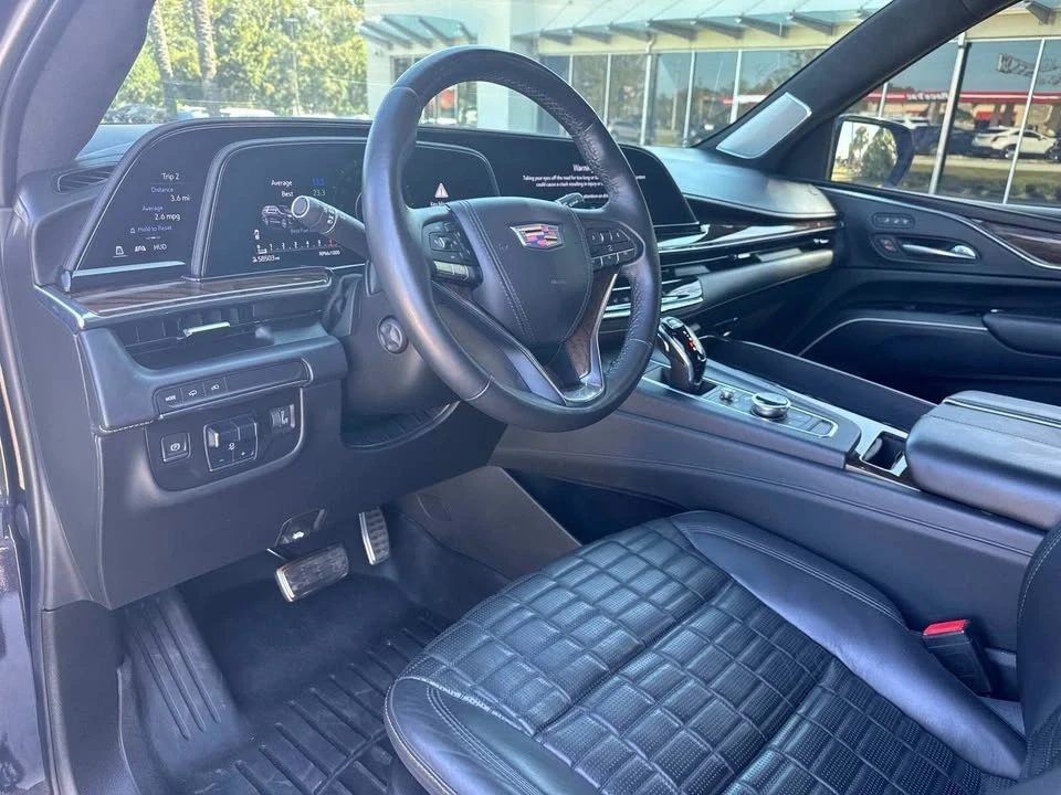 2022 Cadillac Escalade 5th Gen - Image 16 of 20