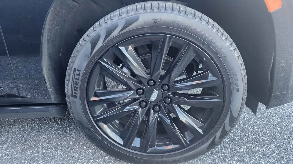 2022 Cadillac Escalade 5th Gen - Image 4 of 4