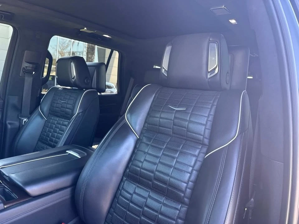 2022 Cadillac Escalade 5th Gen - Image 14 of 20