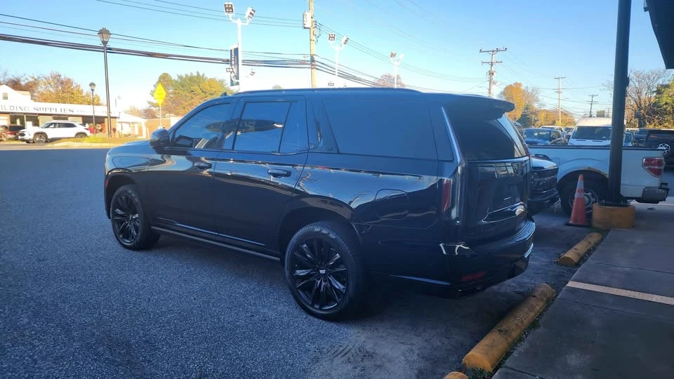 2022 Cadillac Escalade 5th Gen - Image 3 of 4