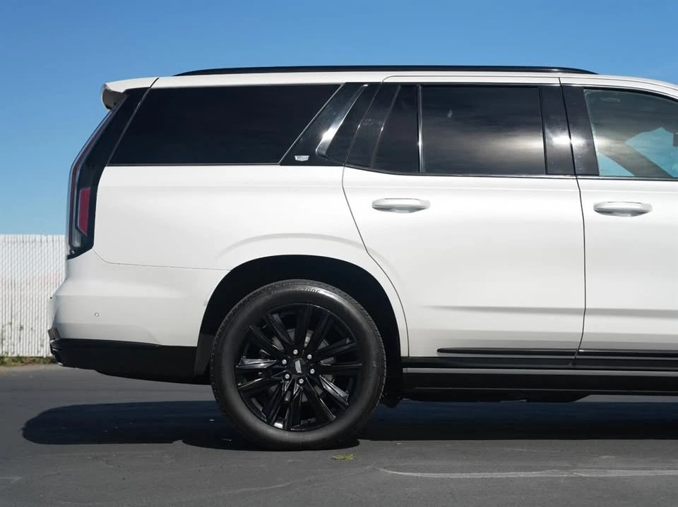 2022 Cadillac Escalade 5th Gen - Image 9 of 20