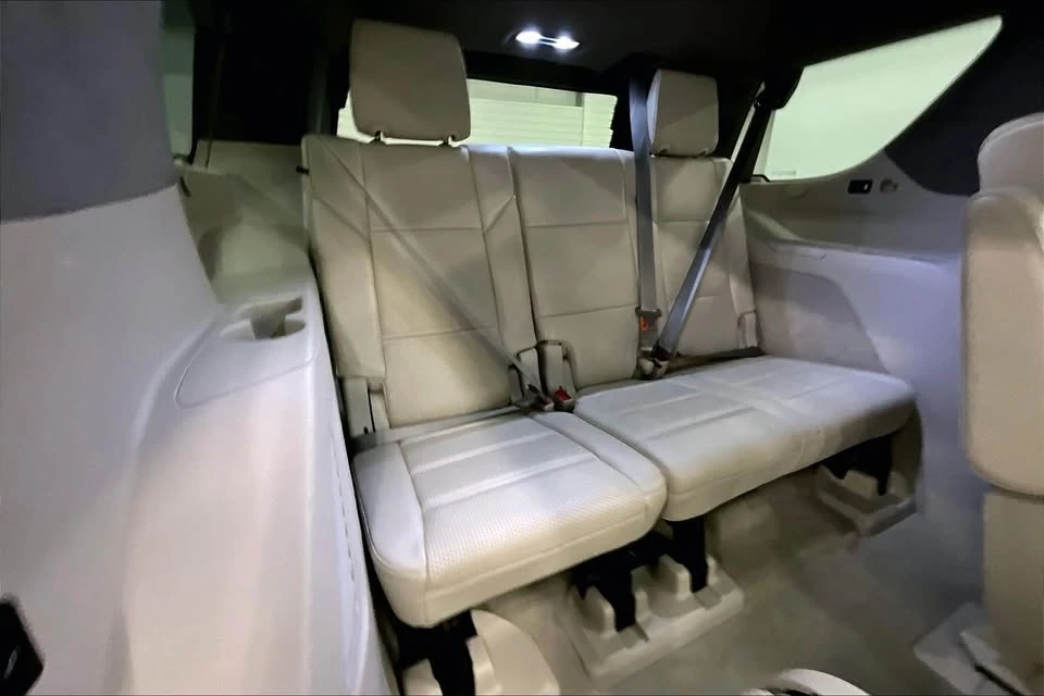 2022 Cadillac Escalade 5th Gen - Image 11 of 16