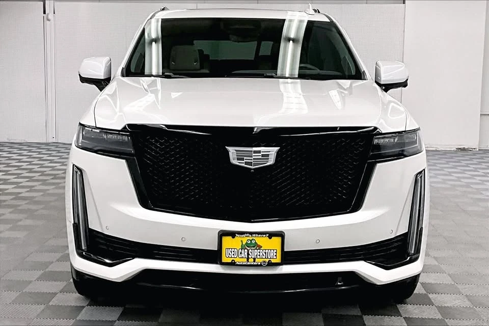 2022 Cadillac Escalade 5th Gen - Image 4 of 16