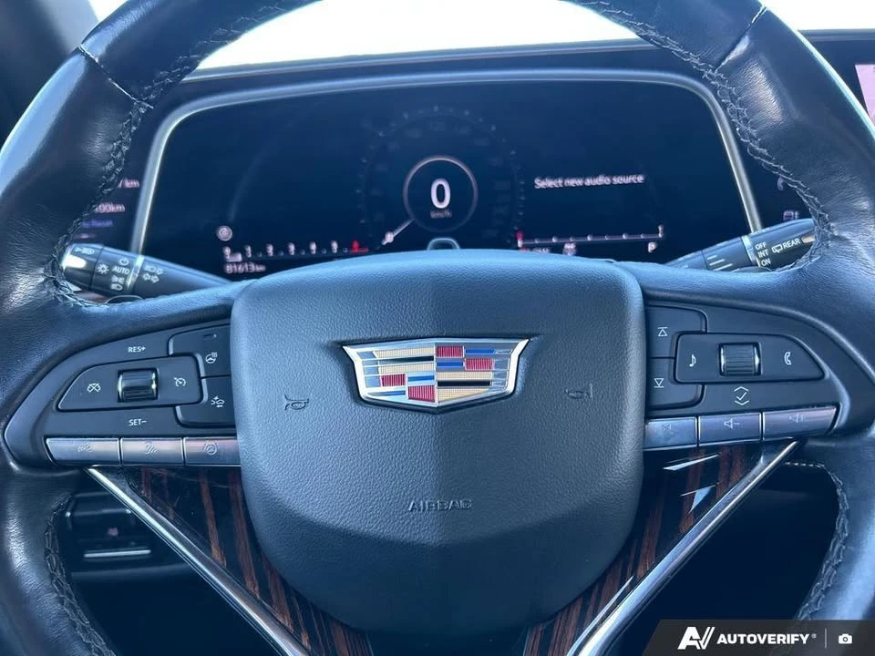 2022 Cadillac Escalade 5th Gen - Image 19 of 20