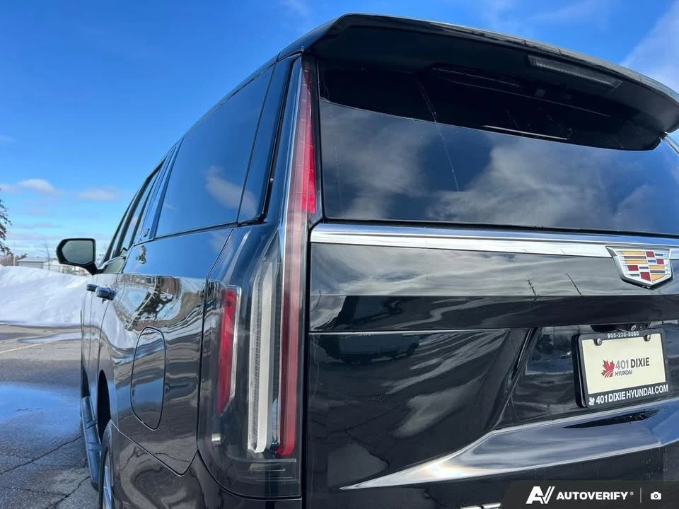 2022 Cadillac Escalade 5th Gen - Image 14 of 20