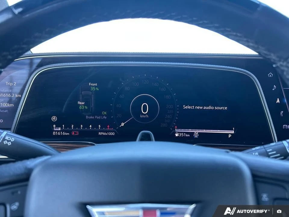 2022 Cadillac Escalade 5th Gen - Image 18 of 20