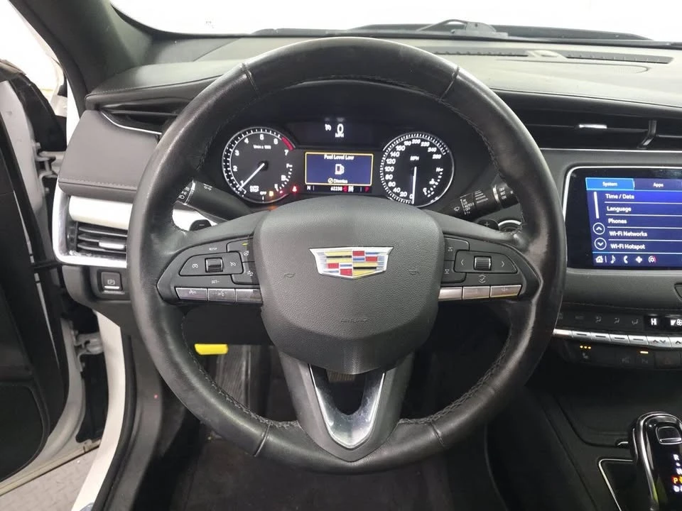 2022 Cadillac XT4 - Image 11 of 16