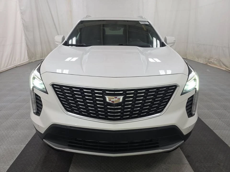 2022 Cadillac XT4 - Image 2 of 16