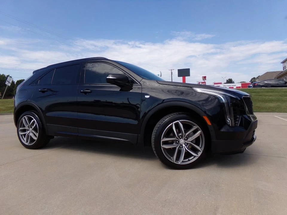 2022 Cadillac XT4 - Image 2 of 20