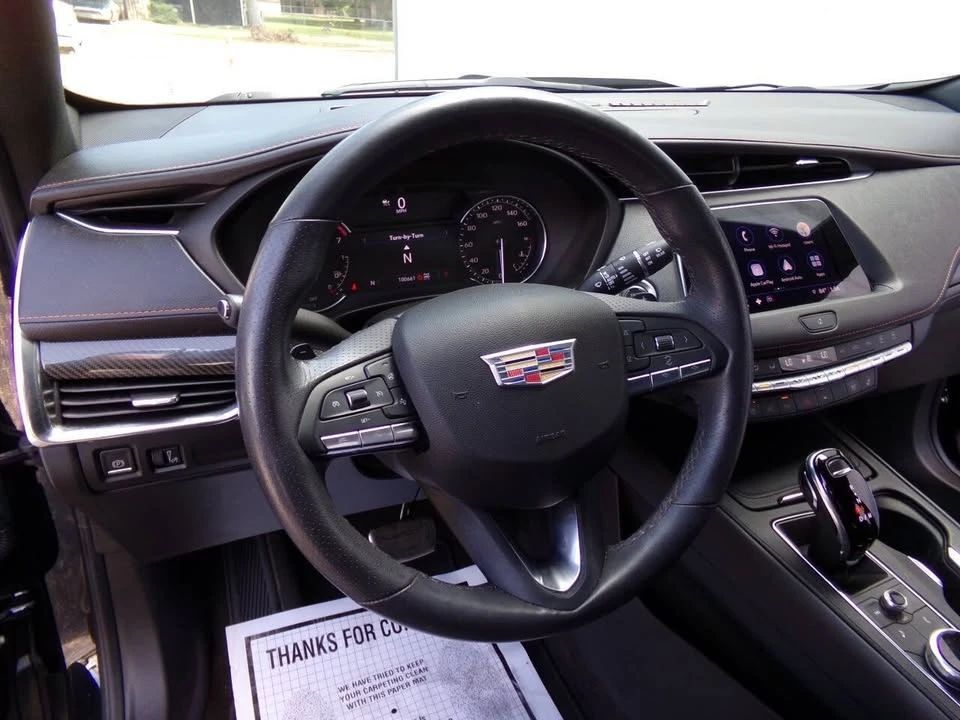 2022 Cadillac XT4 - Image 18 of 20