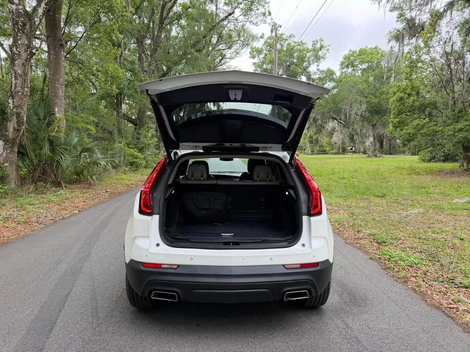 2022 Cadillac XT4 - Image 12 of 17