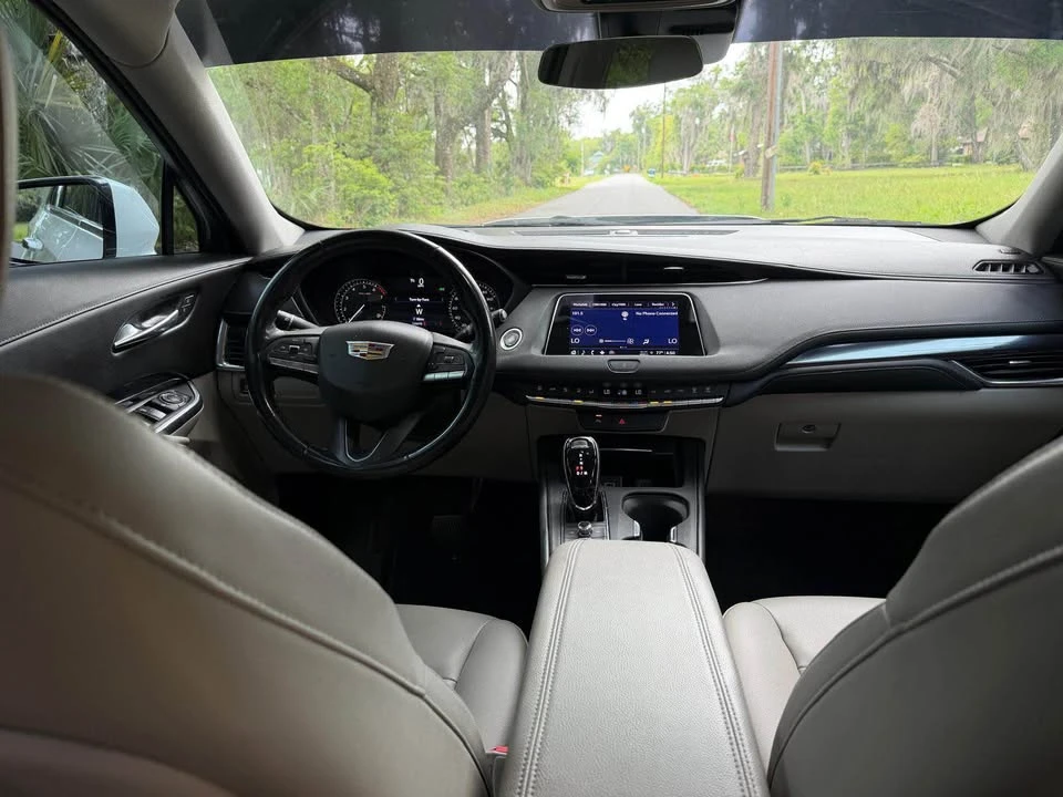 2022 Cadillac XT4 - Image 17 of 17
