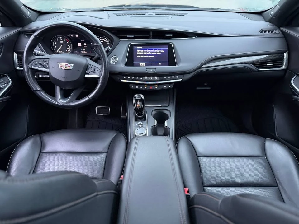 2022 Cadillac XT4 - Image 15 of 17