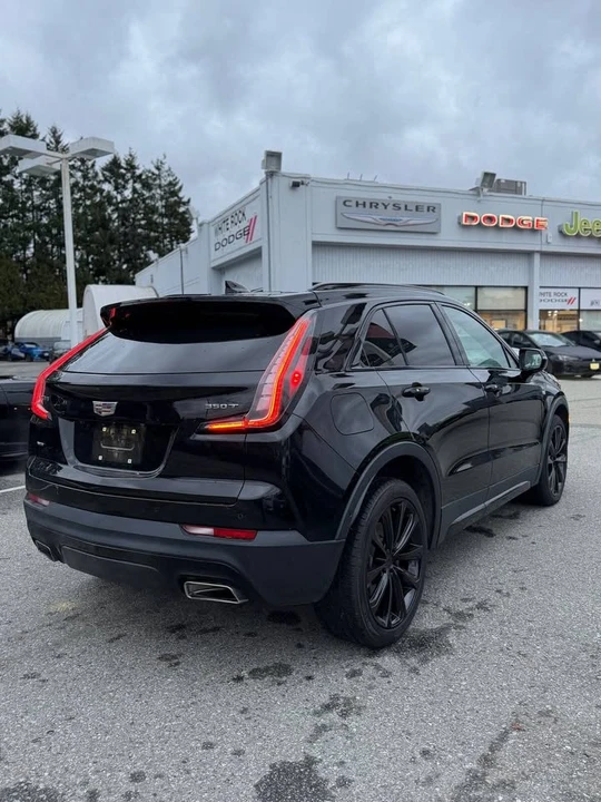 2022 Cadillac XT4 - Image 3 of 17