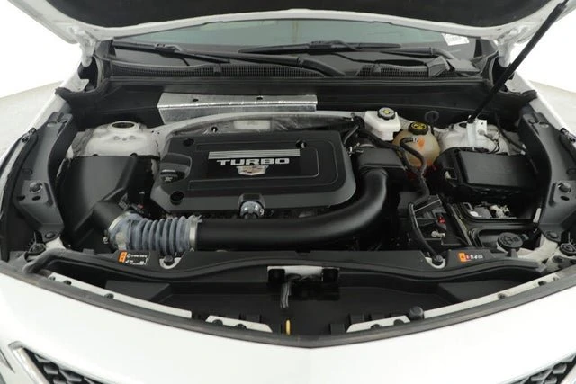 2022 Cadillac XT4 - Image 3 of 17