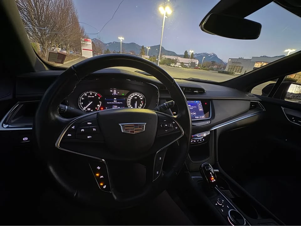 2022 Cadillac XT5 - Image 3 of 14